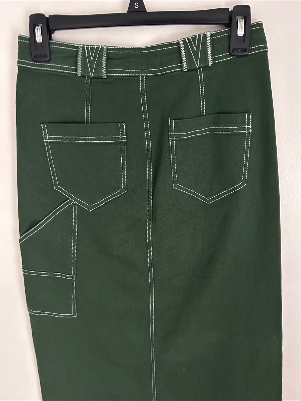 Anthr Pilcro Forest Green Carpenter Skirt Front Slit and Contrast Stitching - Picture 12 of 15